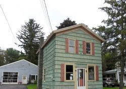 Foreclosure Listing in MAIN ST NEW WOODSTOCK, NY 13122
