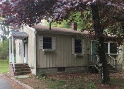 Foreclosure Listing in HIXVILLE RD NORTH DARTMOUTH, MA 02747