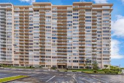 Foreclosure Listing in BISCAYNE BLVD APT 404 NORTH MIAMI BEACH, FL 33160