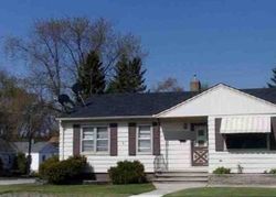 Foreclosure Listing in LINCOLN AVE TWO RIVERS, WI 54241