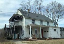 Foreclosure Listing in 1/2 TERRACE AVE NEW LONDON, CT 06320