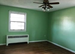 Foreclosure Listing in EVERGREEN AVE FOLSOM, PA 19033