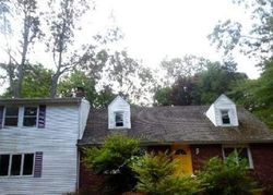 Foreclosure Listing in TAYLOR ST CENTERPORT, NY 11721