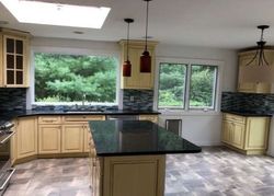 Foreclosure Listing in SHOREWOOD DR EAST HAMPTON, NY 11937