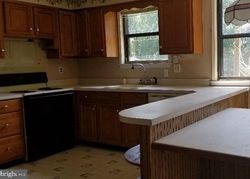 Foreclosure Listing in BRIARWOOD RD WEST BERLIN, NJ 08091