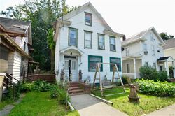 Foreclosure Listing in WASHINGTON ST EAST STROUDSBURG, PA 18301