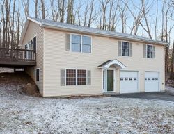 Foreclosure Listing in CANDLEWOOD LAKE RD N NEW MILFORD, CT 06776