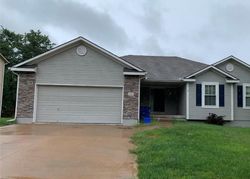 Foreclosure Listing in SW LAKEVIEW DR GRAIN VALLEY, MO 64029