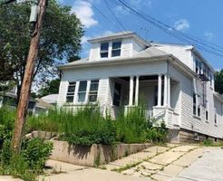 Foreclosure in  METROPOLITAN RD Providence, RI 02908