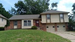 Foreclosure Listing in MOODY PARK DR OVERLAND PARK, KS 66212