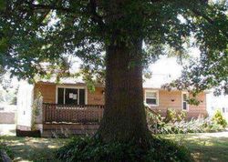  Beach Park Ave, Eastlake OH