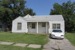  E Mossman Ave, Wichita KS