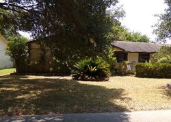 Foreclosure Listing in PATRICK HENRY DR SCHERTZ, TX 78154