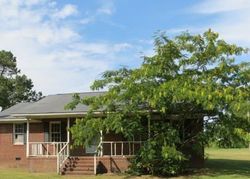 Foreclosure Listing in BUNKER HILL RD DILLON, SC 29536