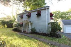 Foreclosure Listing in STAUNTON AVE SE CHARLESTON, WV 25304