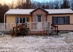 Foreclosure Listing in MILL CREEK RD NEWFOUNDLAND, PA 18445