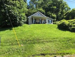  3rd St, Paintsville KY