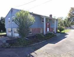 Foreclosure Listing in HARTFORD TPKE NORTH HAVEN, CT 06473