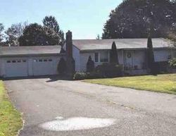 Foreclosure Listing in MAPLEVIEW DR ORANGE, CT 06477