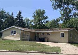 Foreclosure Listing in 8TH ST NW MINOT, ND 58703