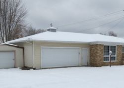 Foreclosure Listing in FAIRFIELD DR BEAVER DAM, WI 53916