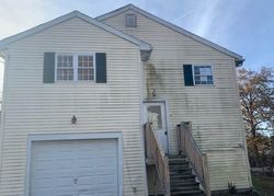  Robert St, Bridgeport CT