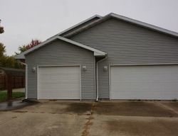 Foreclosure Listing in WILSON DR WATSEKA, IL 60970