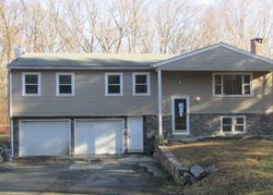 Foreclosure Listing in CLARK HILL RD EAST HAMPTON, CT 06424