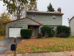  Daniel Rd, Hamden CT