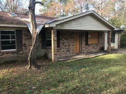  Pinewood Dr, Hattiesburg MS