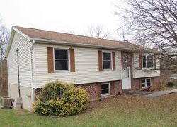 Foreclosure Listing in GREENBRIAR RD YORK SPRINGS, PA 17372