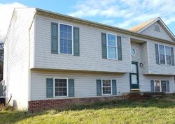 Foreclosure Listing in FALCON RIDGE DR FREDERICKSBURG, VA 22407