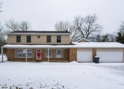 Foreclosure Listing in BULL CREEK DR LIBERTYVILLE, IL 60048