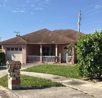  Sw 180th Ter, Miami FL