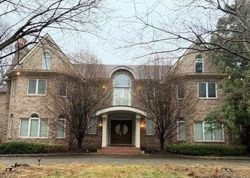 Foreclosure Listing in COUNTRY SQUIRE RD SADDLE RIVER, NJ 07458