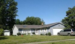  E 319th St, Eastlake OH