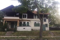 Foreclosure Listing in E AUER AVE MILWAUKEE, WI 53212