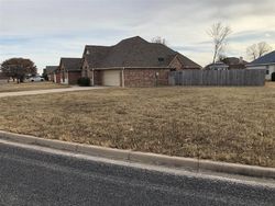 Foreclosure Listing in GLENWOOD DR STEPHENVILLE, TX 76401