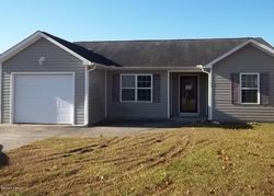 Foreclosure Listing in CROOKED RUN DR NEW BERN, NC 28560