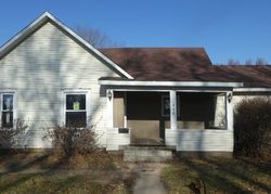 Foreclosure in  W CHESTNUT ST Mason City, IL 62664