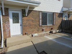 Foreclosure Listing in PENNY ROYAL PL WOODRIDGE, IL 60517