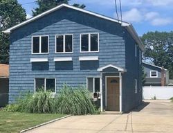  Linden St, Massapequa NY