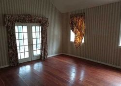 Foreclosure Listing in MILEWOOD RD MILLBROOK, NY 12545