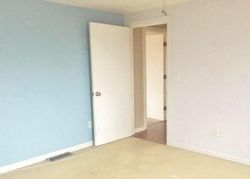  Deer Park Cir, Waterbury CT