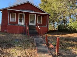 Foreclosure Listing in ZUBER ST OPELIKA, AL 36801