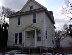 Foreclosure Listing in W 1ST ST CEDAR FALLS, IA 50613