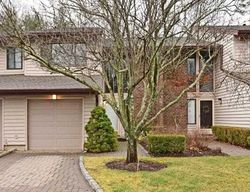 Foreclosure Listing in MAPLE RUN CT JERICHO, NY 11753