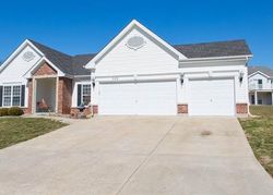 Foreclosure Listing in AUTUMN FOREST DR O FALLON, MO 63366