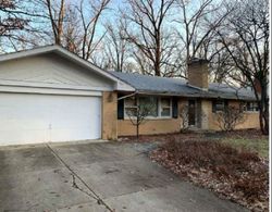 Foreclosure Listing in CHEROKEE RD LAKE FOREST, IL 60045