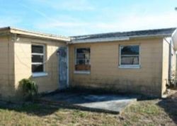  Cedarwood Dr, Holiday FL